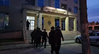 Amasya'da Düzensiz Göçmen Operasyonu: 5 Göçmen Yakalandı, 2 Şüpheli Tutuklandı