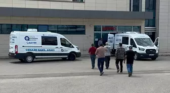 Antalya'da Sulama Kanalında Hayatını Kaybeden Çocuğun Cenazesi Ailesine Teslim Edildi