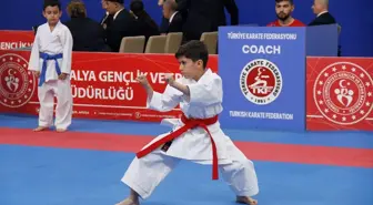 Aspendos Cup Karate Turnuvası Antalya'da Başladı