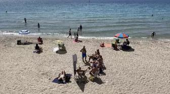 Kuşadası ve Didim'de Sıcak Havada Deniz Keyfi