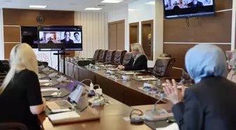 Bakan Göktaş, Koruyucu Aile Sistemi Projesine Destek Veren Öğrencilerle Görüştü