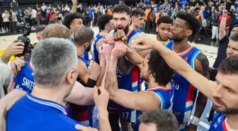 Anadolu Efes, Panathinaikos'u Mağlup Ederek Seriyi Eşitledi