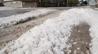 Beyşehir'de Sağanak ve Dolu Etkili Oldu