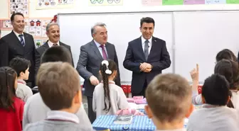Bilecik Valisi Aygöl'den Bozüyük'te Öğrencilere Ziyaret