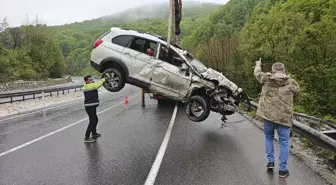 İnegöl'de Şarampole Devrilen Otomobilde Sürücü Hayatını Kaybetti