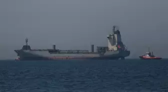 Arızalanan Gemi Çanakkale Boğazı'nda Kurtarıldı