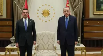 Cumhurbaşkanı Erdoğan, Fenerbahçe Spor Kulübü Başkanı Ali Koç'u kabul etti