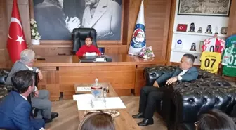 Demre Protokolü, 23 Nisan'da Makam Koltuklarını Çocuklara Bıraktı