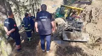 Traktörün Altında Kalarak Hayatını Kaybetti