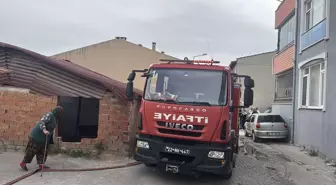 Edirne'de Metruk Binada Yangın Çıktı