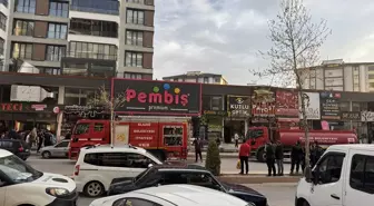 Elazığ'da Ev Eşyası Mağazasında Yangın Çıktı