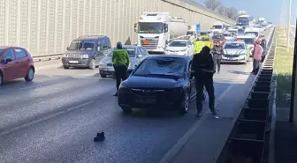 Eskişehir'de Polisten Kaçarken Alt Geçide Atlarken Yaralandı