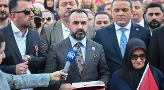 Etimesgut Belediyesi'nin '15 Temmuz Şehitler Anıtı'nın yerini değiştirme' kararı protesto edildi