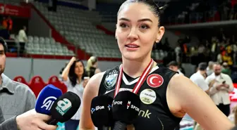 Vakıfbank'tan Zehra Güneş: Zorlu Bir Sezon Geçirdik