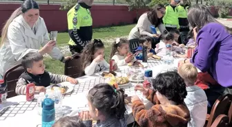 Gelibolu Anaokulu Öğrencileri Trafik Haftası Etkinlikleri İçin Trafik İstasyonunu Ziyaret Etti