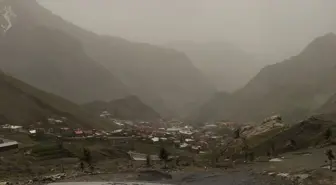 Hakkari'de Toz Taşınımı Hayatı Olumsuz Etkiliyor