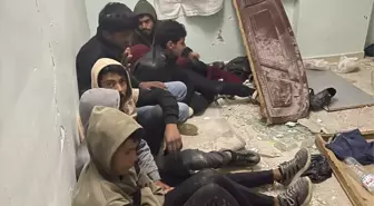 Hatay'da 21 Suriyeli Göçmen Yakalandı, 5 Kişi Tutuklandı