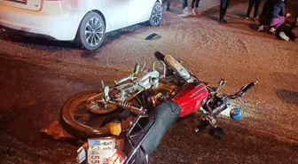 Hatay'da Otomobil ile Motosiklet Çarpıştı: 2 Yaralı
