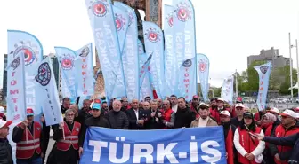 İstanbul'da 1 Mayıs Emek ve Dayanışma Günü Kutlamaları