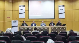 İstanbul'da 'İslamcılık Düşüncesinde Anayasa Tartışmaları' Paneli Düzenlendi