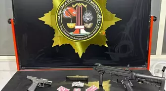 Karşıyaka'da Yağma ve Silahla Tehdit Olaylarına Karışan 3 Şüpheli Gözaltına Alındı
