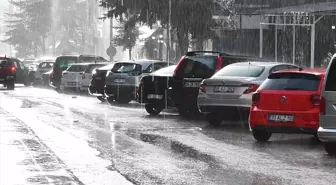 Kars'ın Sarıkamış İlçesinde Dolu ve Sağanak Yağış Etkili Oldu