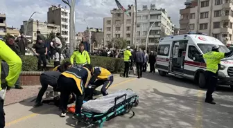 Kilis'te Motosiklet Kazası: Sürücü Ağır Yaralandı