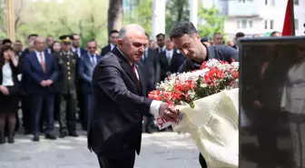 Kırgızistan'da 23 Nisan Ulusal Egemenlik ve Çocuk Bayramı Kutlandı