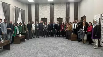 Kırşehir'de Öğretmen Akademileri Projesi Kapsamında Türkülerin Önemi Tartışıldı