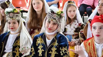 Kuzey Makedonya'da '32. Uluslararası Hıdırellez Bahar Şenlikleri' düzenlendi