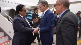 Libya Başkanlık Konseyi Başkanı Menfi, Tedavisinin Ardından Ülkesine Döndü