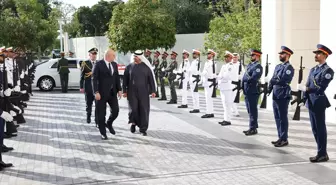 Lübnan ve BAE Liderleri İkili İlişkileri Geliştirme Üzerine Görüştü