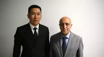 Kırgız Hekimlere Malatya'da Eğitim Veriliyor