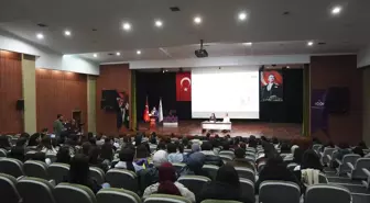 Hemşireliğin Değişim Potansiyeli Sempozyumu Düzenlendi