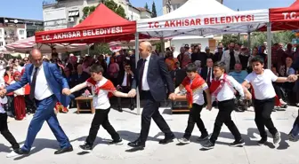 Manisa ve ilçelerinde 23 Nisan Ulusal Egemenlik ve Çocuk Bayramı kutlandı