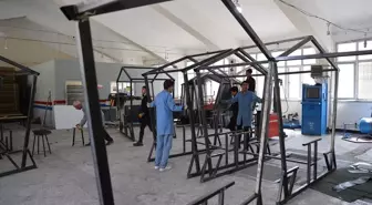 Kızıltepe Öğrencileri Park ve Bahçeler İçin Malzeme Üretiyor