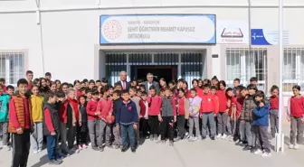 Merzifon Kaymakam Karaaslan, okulları ziyaret etti