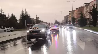 Nevşehir Belediye Başkanı Gelin Arabası Kullandı