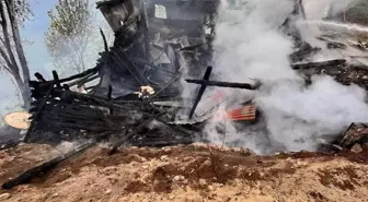 Ordu Akkuş'ta Müstakil Evde Yangın Çıktı