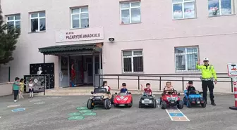 Pazaryeri'nde Anasınıfı Öğrencilerine Trafik Eğitimi