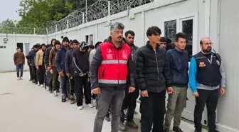 Anadolu Otoyolu'nda 46 Düzensiz Göçmen Yakalandı