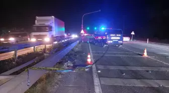 Sakarya'da Elektrikli Bisiklet ve Motosiklet Çarpıştı: 1 Ölü, 1 Yaralı