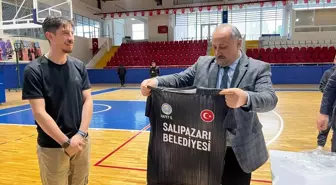 Başkan Karaca, Genç Sporcularla Buluştu