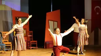SAMSUN DEVLET OPERA VE BALESİ, ÇOCUKLARLA 'OKULUMUZ ORMAN' OYUNUNU SERGİLEDİ