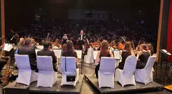 Samsun Büyükşehir Belediyesi Kent Orkestrası Tanıtım Konseri Düzenledi