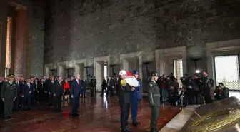 TBMM Başkanı Kurtulmuş başkanlığındaki devlet erkanı, Anıtkabir'i ziyaret etti