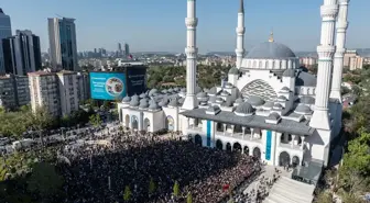 TBMM Başkanvekili Sırrı Süreyya Önder, Zincirlikuyu Mezarlığı'nda Toprağa Verildi