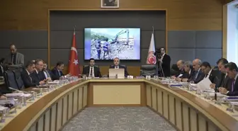 TBMM KİT Komisyonunda, İLBANK, TOKİ ile Vakıf İnşaat AŞ'nin 2021 ve 2022 yılı hesapları görüşüldü
