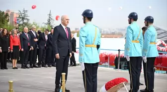 23 Nisan'da TBMM'de Tören Düzenlendi