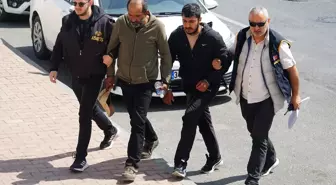 Tekirdağ'da Kadın Boğazından Bıçaklandı